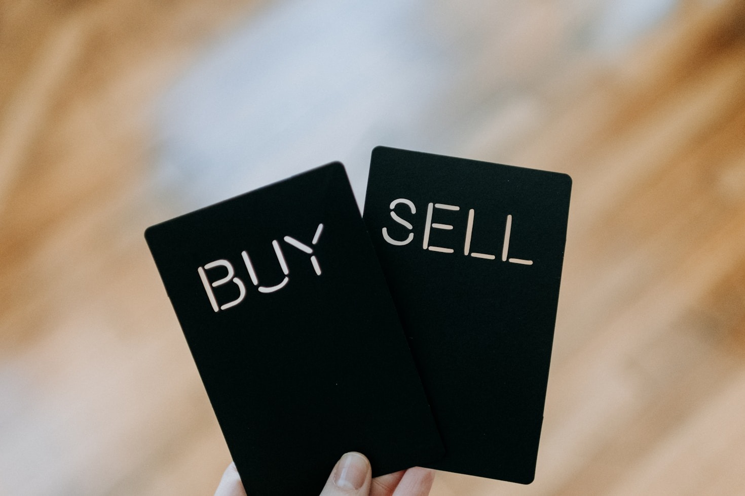 How to Analyze Charts Like a Professional Trader